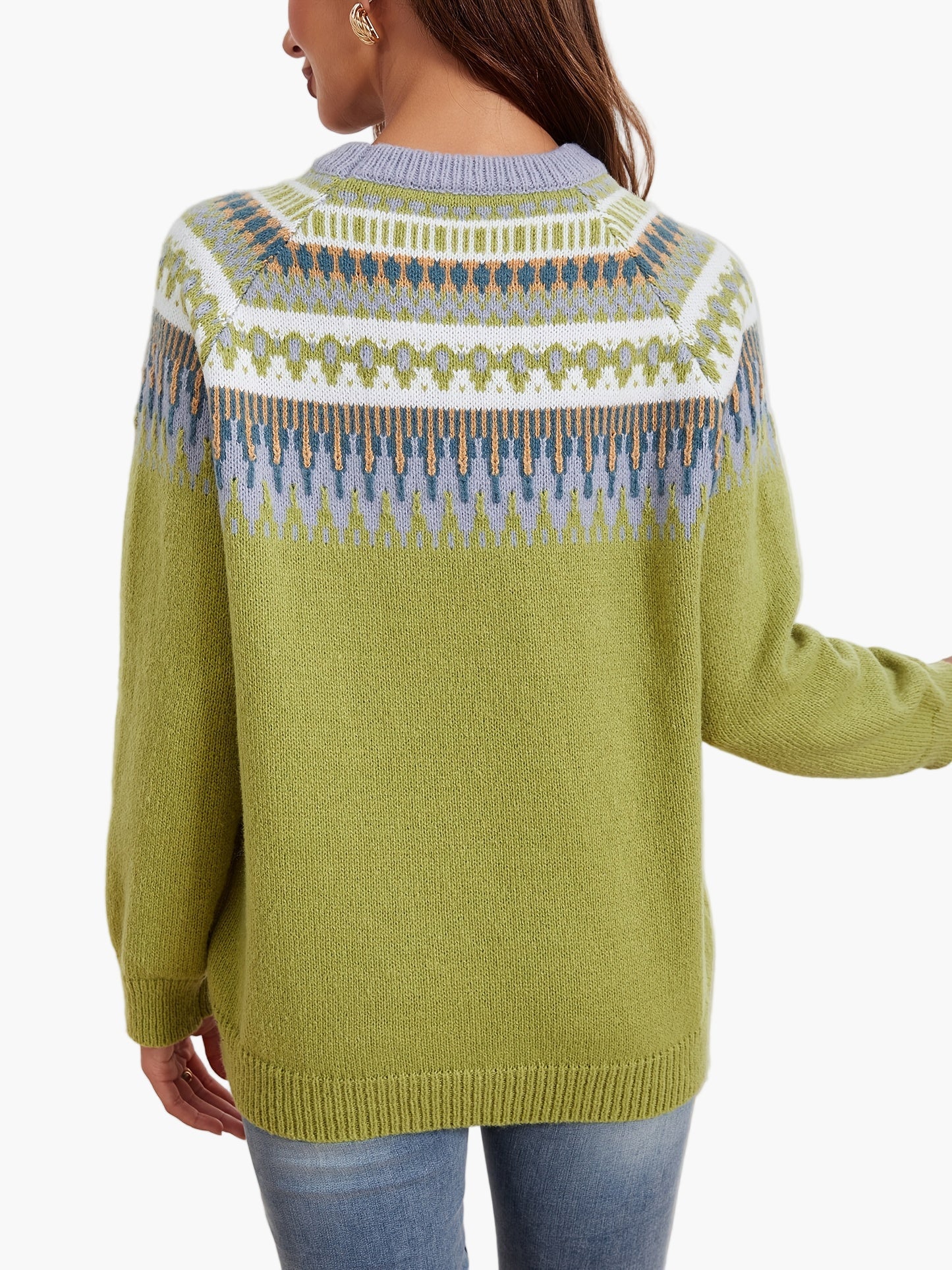 Damen Midirock-Outfit mit Fair-Isle-Strickpullover – Modischer Herbst/Winter-Look für Alltag und Büro - Image 6