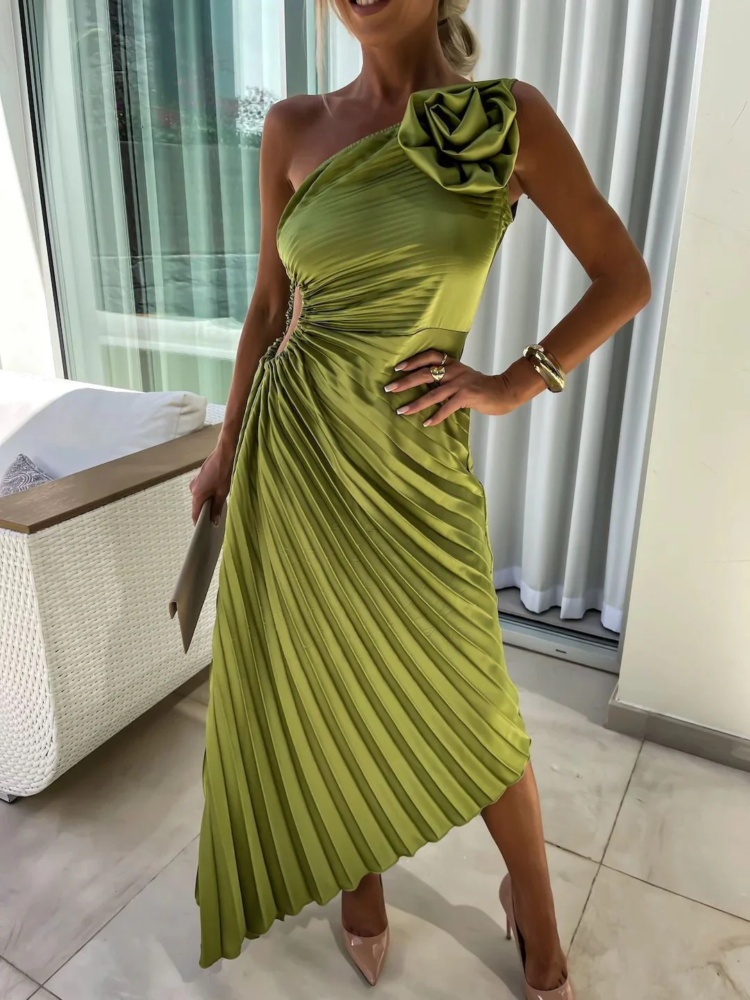 Damen One-Shoulder Plissee-Fishtail Cocktailkleid mit Blumendetail – Elegantes Partykleid für festliche Anlässe - Image 7