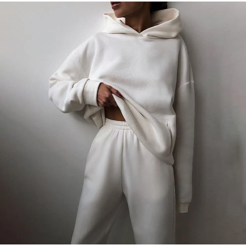 Damen Oversize Lounge Jogginganzug mit Kapuze – Gemütliches Freizeit- und Streetwear-Set - Image 8