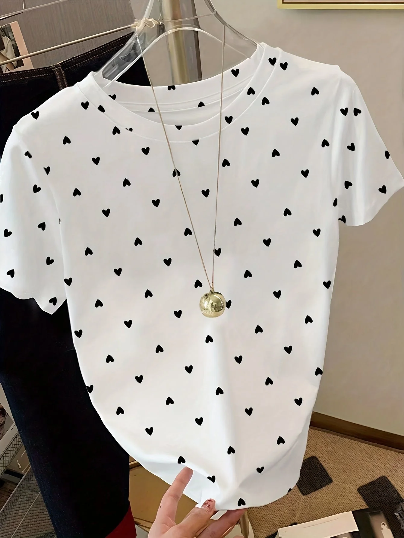 Damen Polka Dot T-Shirt im eleganten Stil – Perfekt für Alltag und Freizeit - Image 2