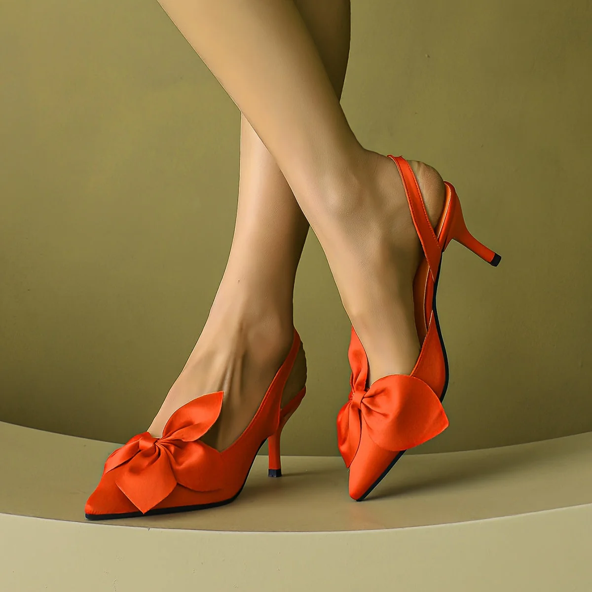 Damen Pumps mit Schleife und hohem Absatz – Elegante Spitzenschuhe für besondere Anlässe