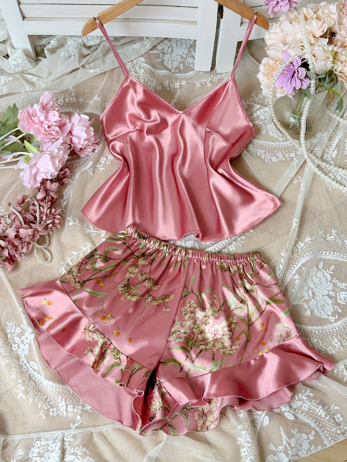 Damen Pyjama-Set mit Blumenmuster und Rüschen – Sommer Nachtwäsche im eleganten Stil - Image 3