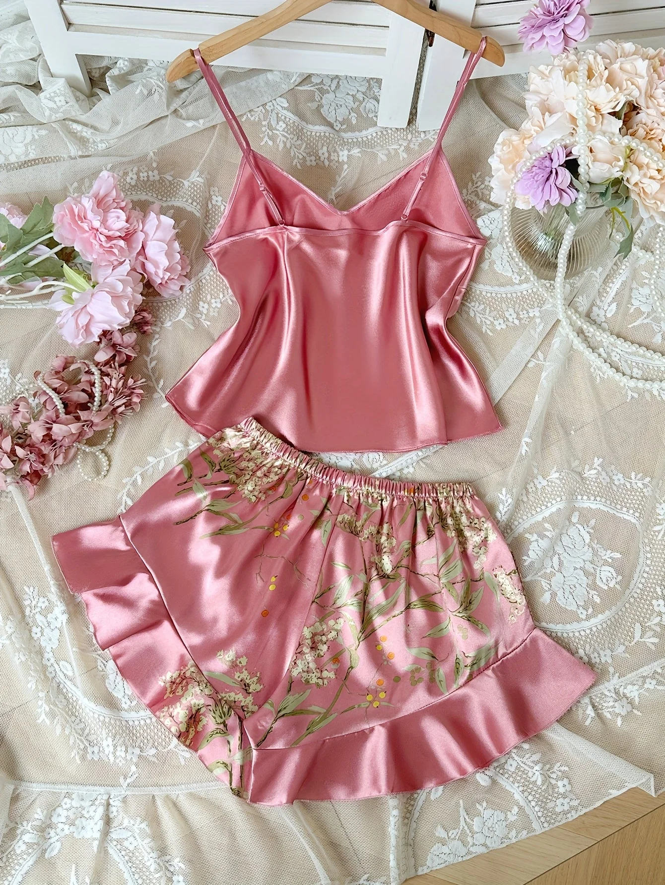 Damen Pyjama-Set mit Blumenmuster und Rüschen – Sommer Nachtwäsche im eleganten Stil - Image 6