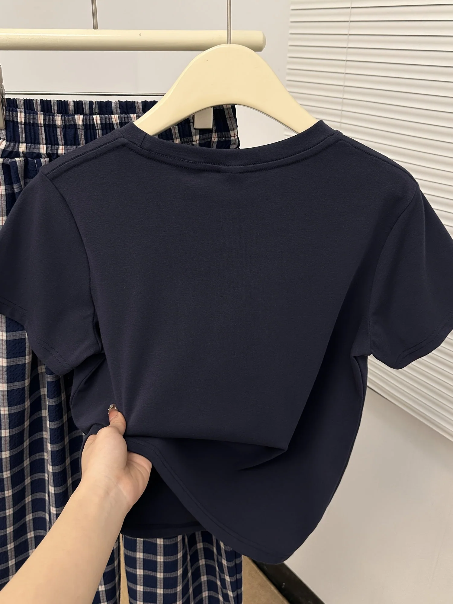 Damen Pyjama-Set Kurzarmshirt & Karierte Hose – Komfort Schlafanzug Sommer