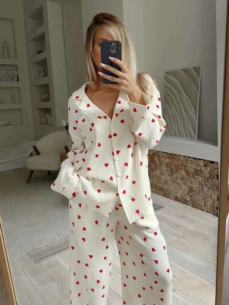 Damen Pyjama Set mit Herzmuster – Klassischer Schnitt für entspannte Nächte - Image 5