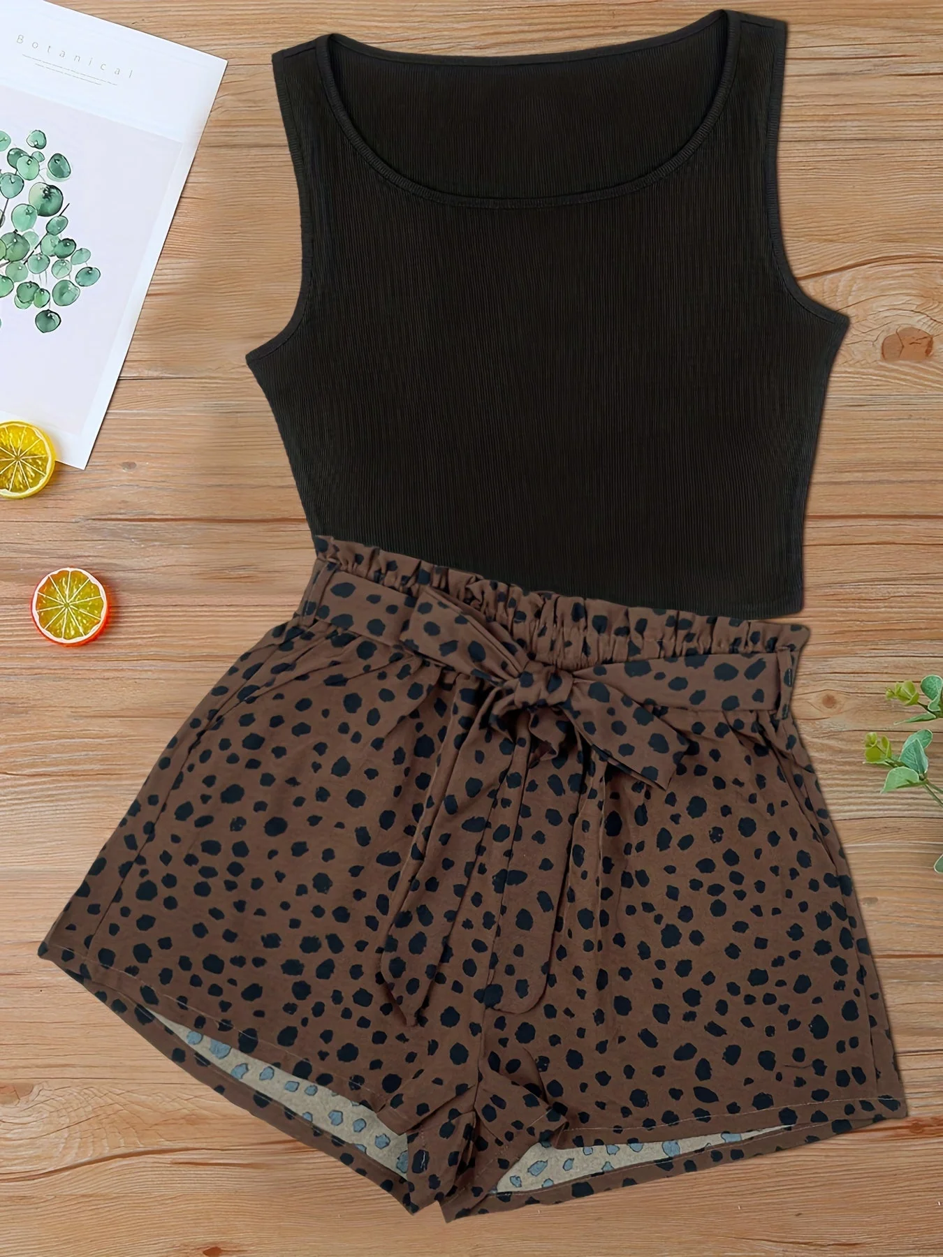 Damen Set: Ärmelloses Top und bedruckte Shorts – Sommer Streetstyle Outfit - Image 4