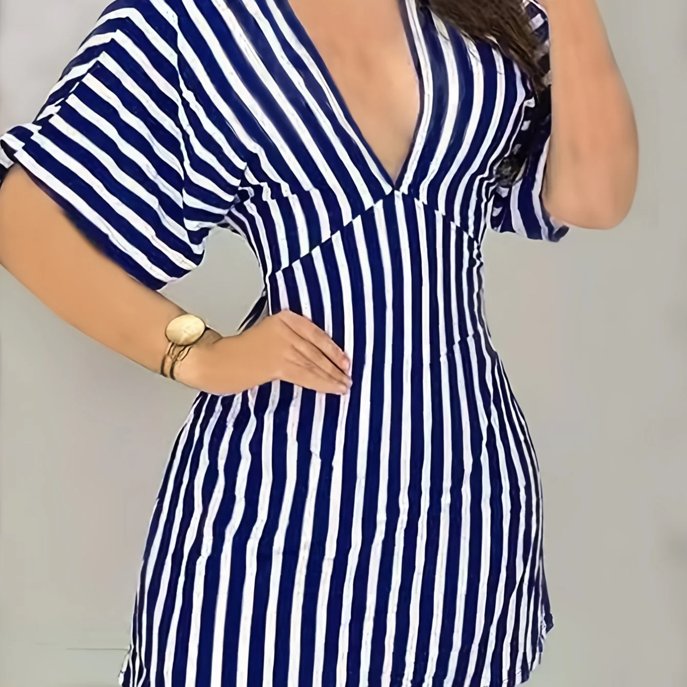 Damen Sexy Rückenfreies Streifen Minikleid für Frühling und Sommer – Elegantes Freizeitkleid mit V-Ausschnitt - Image 5