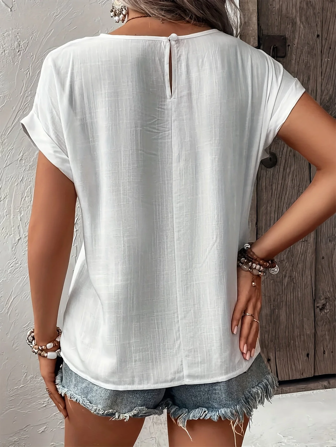 Damen Sommer Bluse Elegant mit Spitzen-Details und Kurzarm – Perfektes Oberteil für Alltag und Urlaub - Image 2