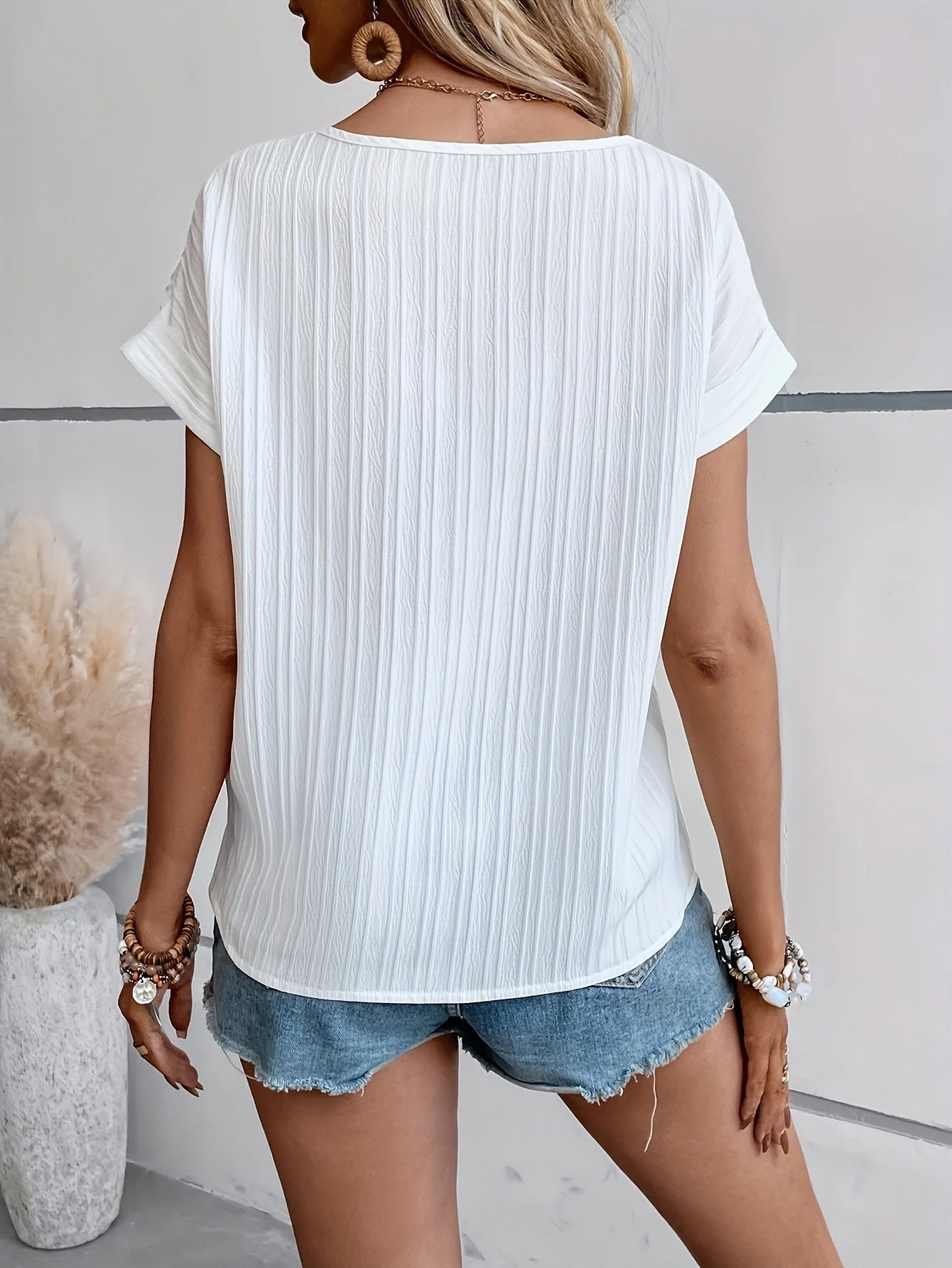 Damen Sommer Casual Top mit Rundhalsausschnitt – Stilvolles Basic für Alltag und Freizeit - Image 3