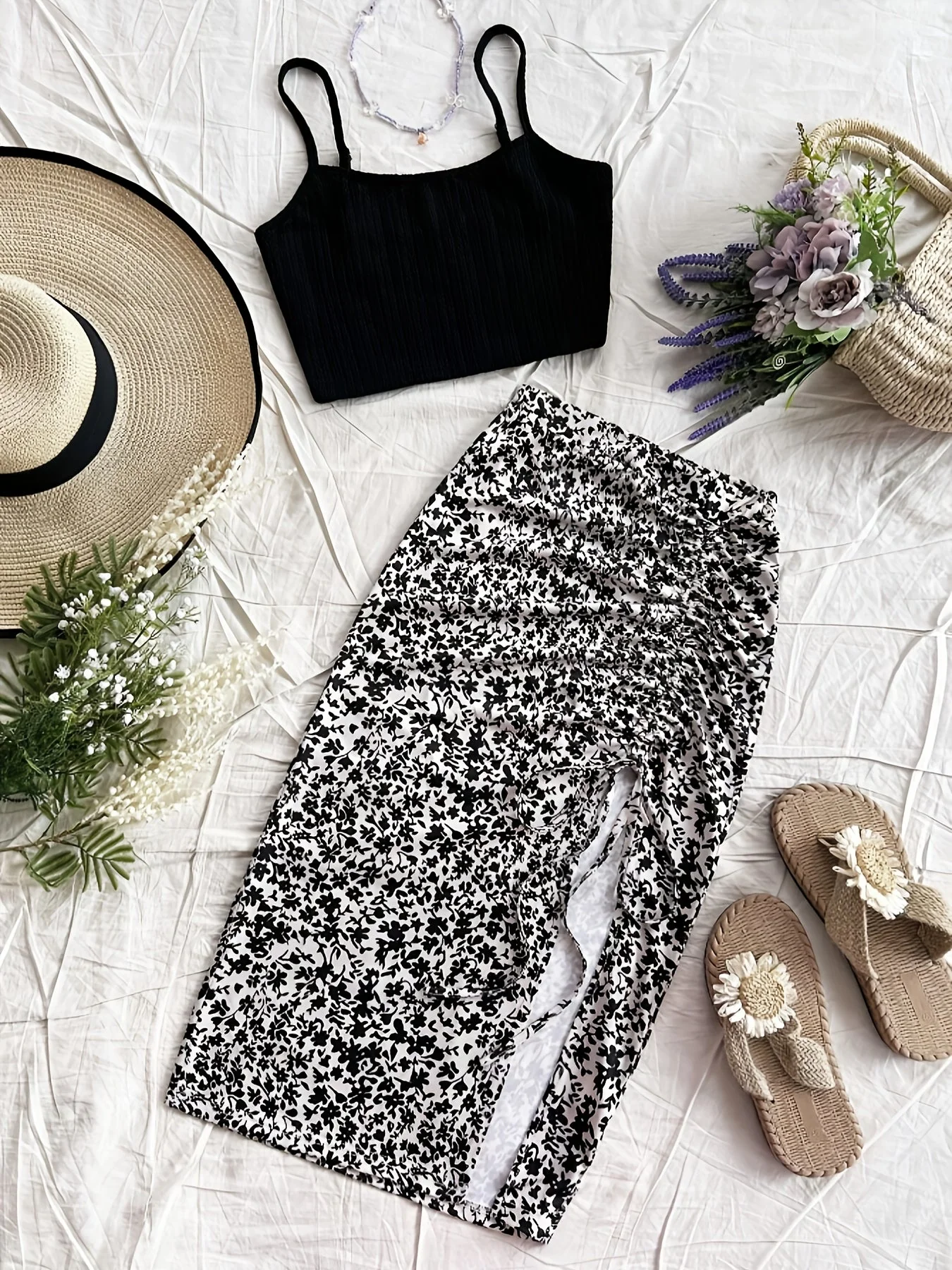 Damen Sommer Outfit Set – Modisches Top und Midirock im floralen Design für Urlaub und Freizeit