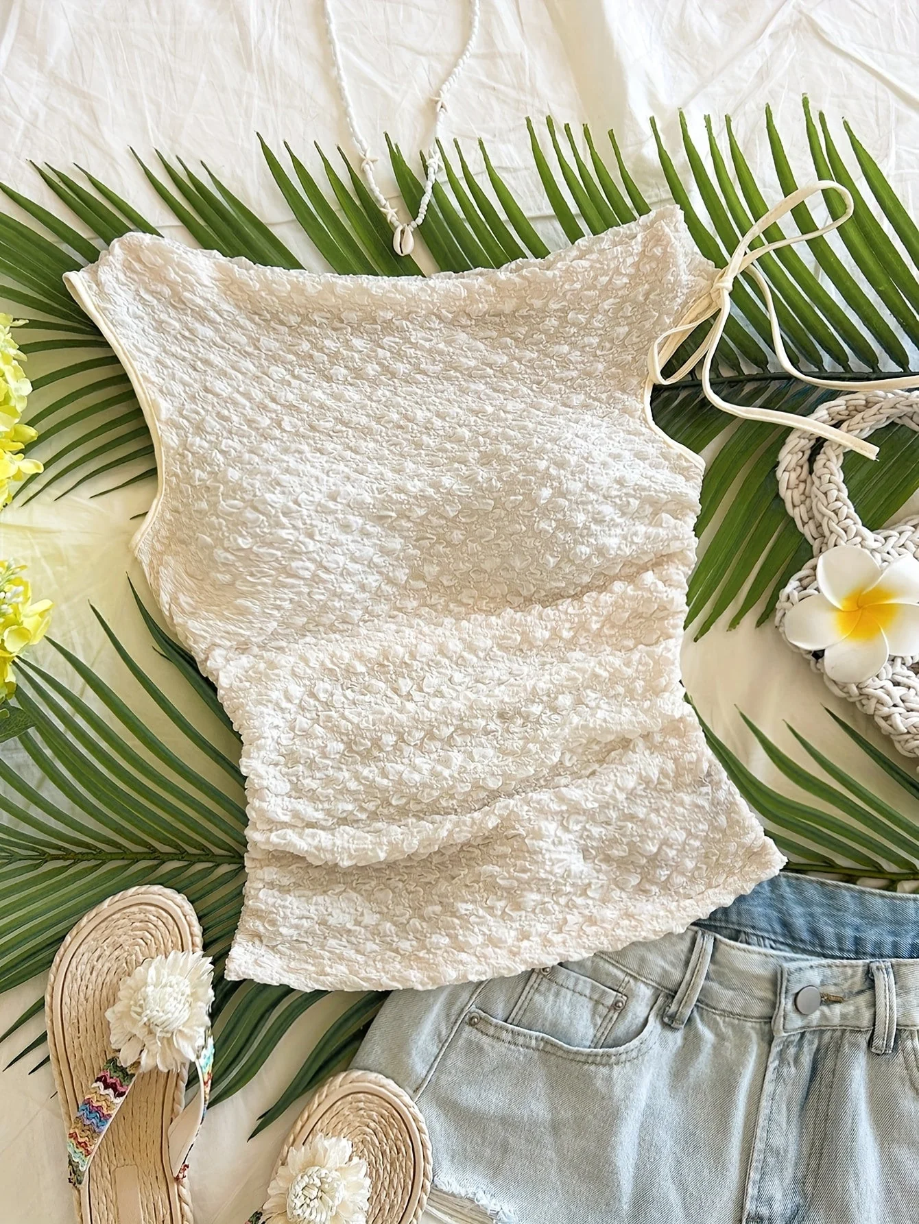 Damen Sommer-Top mit Struktur und asymmetrischem Schulterdetail – Ideal für Urlaub und Strand