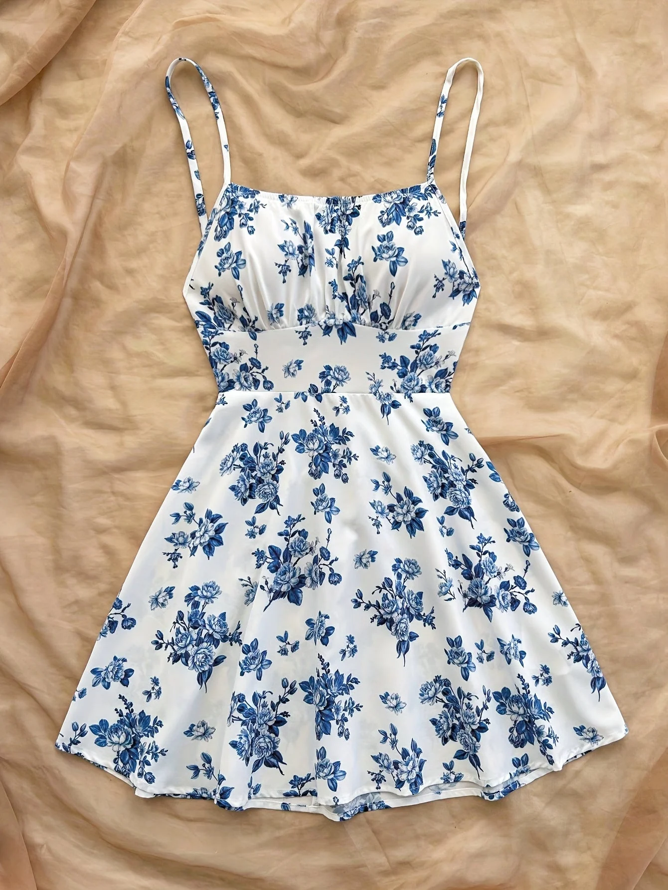 Damen Sommerkleid Elegant mit Blumenmuster und Spaghettiträgern – Perfekt für Freizeit und Gartenpartys - Image 3