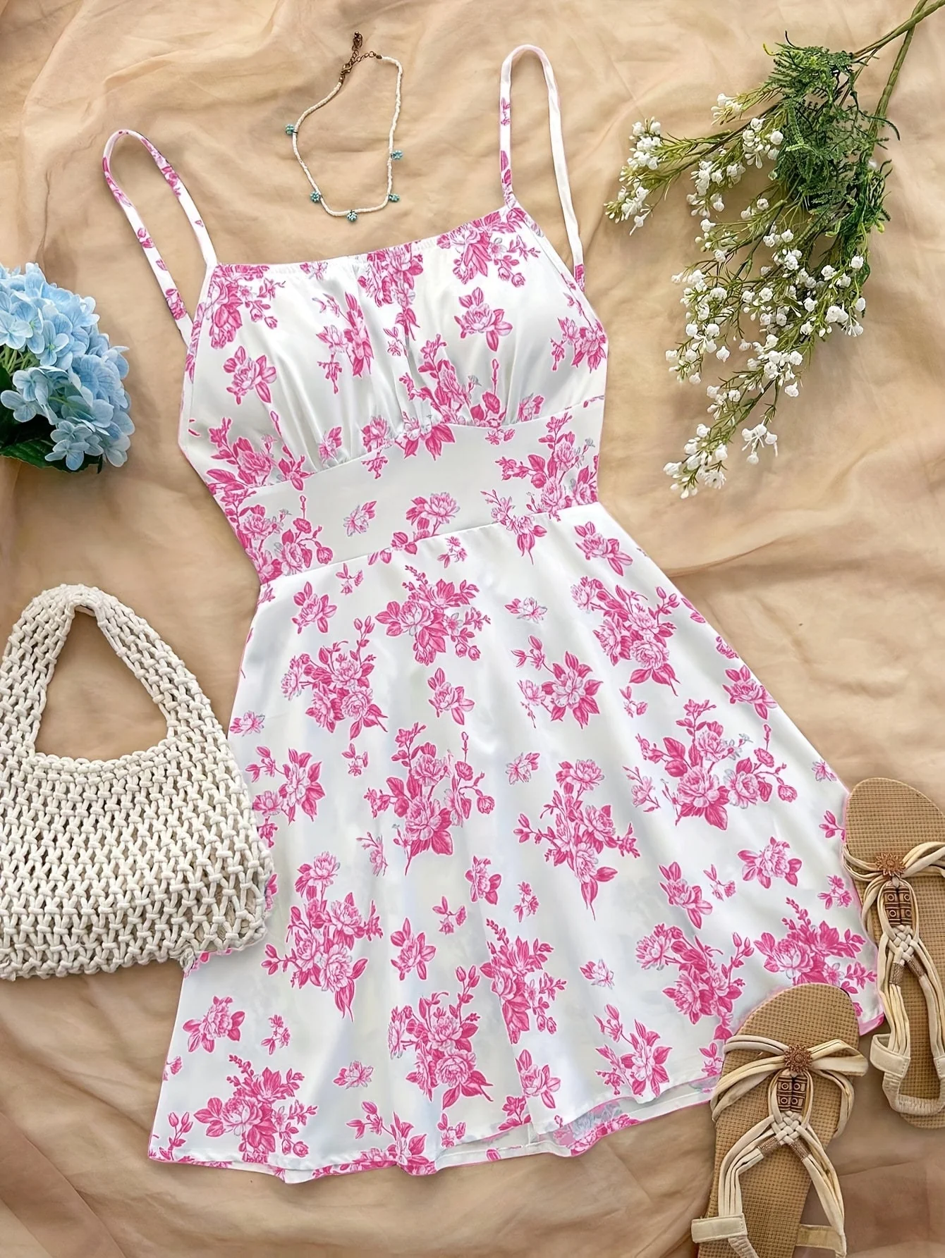 Damen Sommerkleid Elegant mit Blumenmuster und Spaghettiträgern – Perfekt für Freizeit und Gartenpartys - Image 6