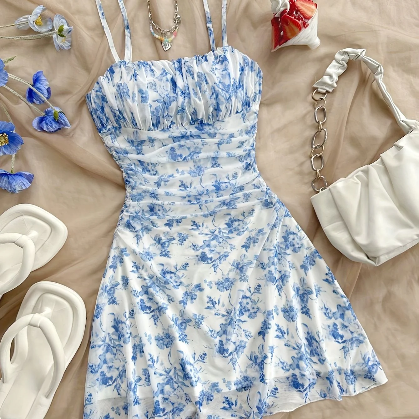 Damen Sommerkleid Elegant mit Blumenmuster und Spaghettiträgern – Perfekt für Freizeit und Urlaub - Image 7