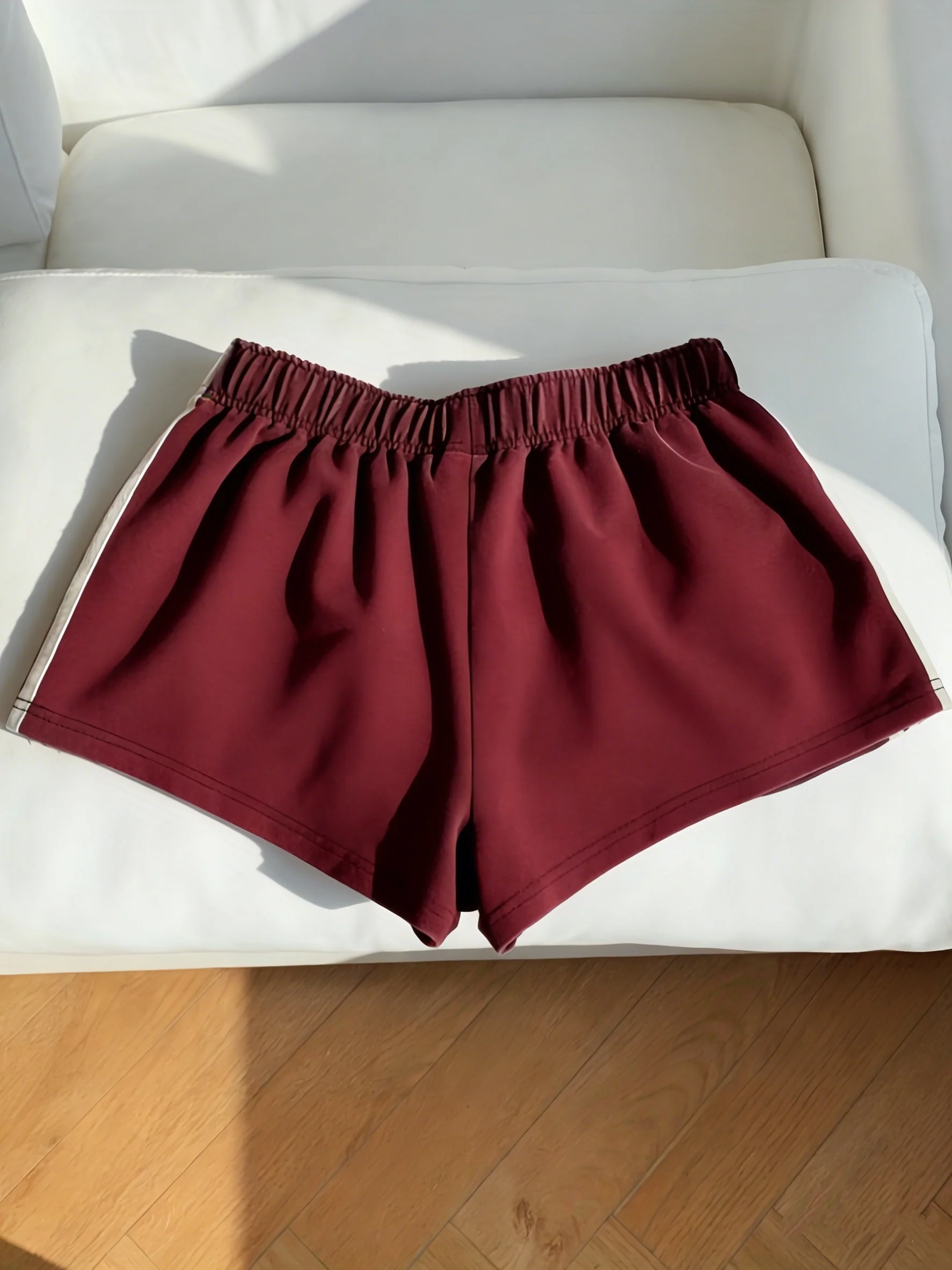 Damen Sport Shorts mit Streifen – Lässige Laufshorts für Freizeit und Fitness - Image 7
