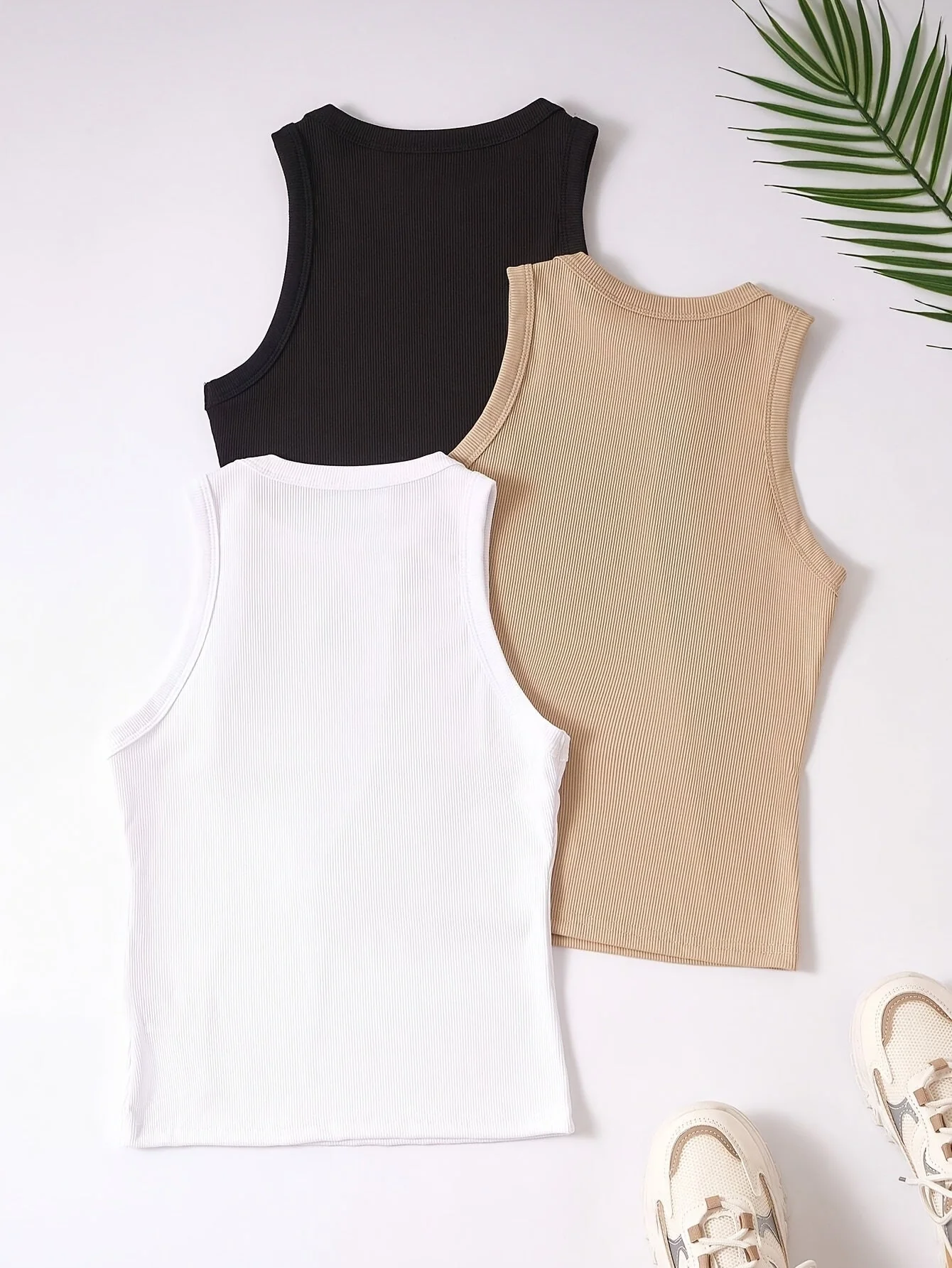 Damen Sportliche Basic Tanktops 3er Pack – Ärmellos, Rundhals, Sommer Freizeit - Image 2