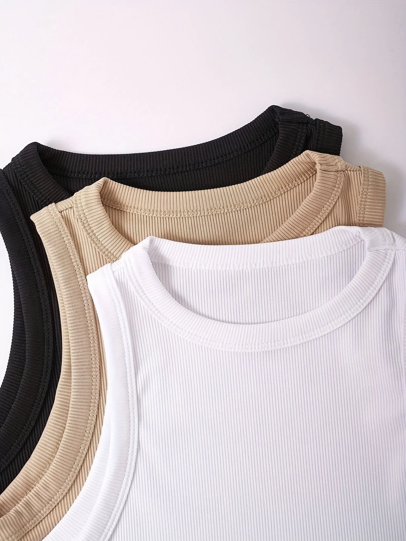Damen Sportliche Basic Tanktops 3er Pack – Ärmellos, Rundhals, Sommer Freizeit - Image 3