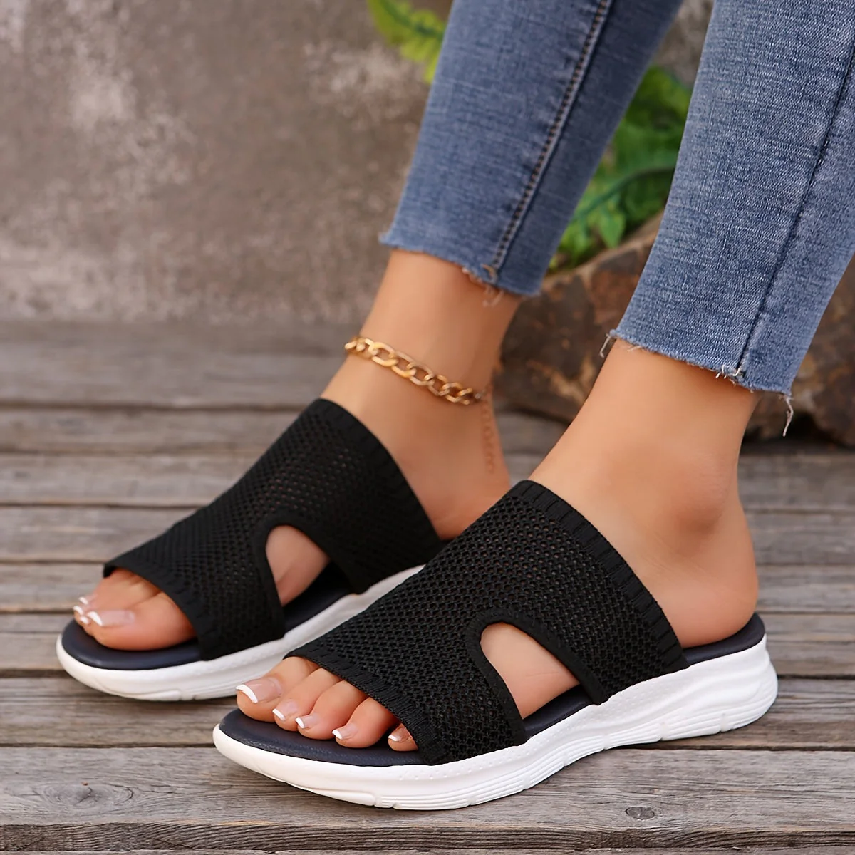 Damen Sportliche Slip-On-Sandalen mit Mesh-Design für Alltag und Freizeit - Image 10