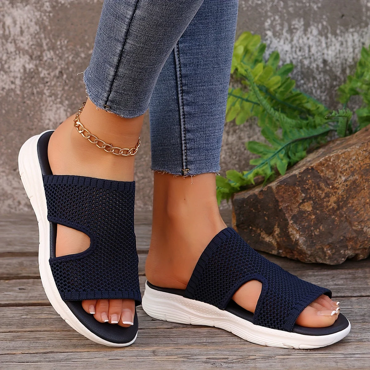Damen Sportliche Slip-On-Sandalen mit Mesh-Design für Alltag und Freizeit - Image 4