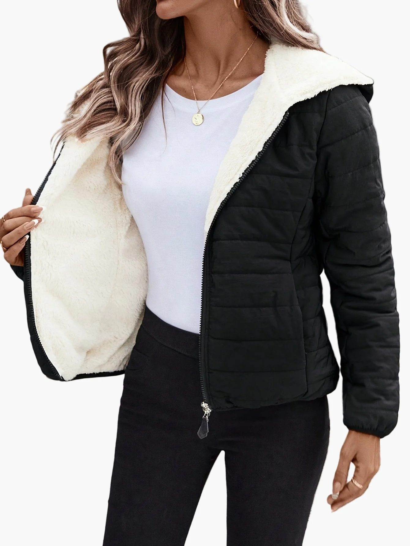 Damen Steppjacke mit Kapuze und Fleece-Innenfutter – Modische Übergangsjacke für Alltag & Freizeit
