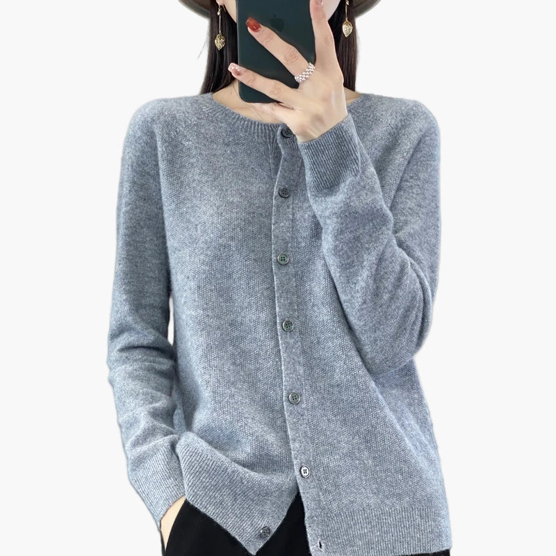 Damen Strickjacke – Klassischer Cardigan im eleganten Stil für Alltag und Büro - Image 13