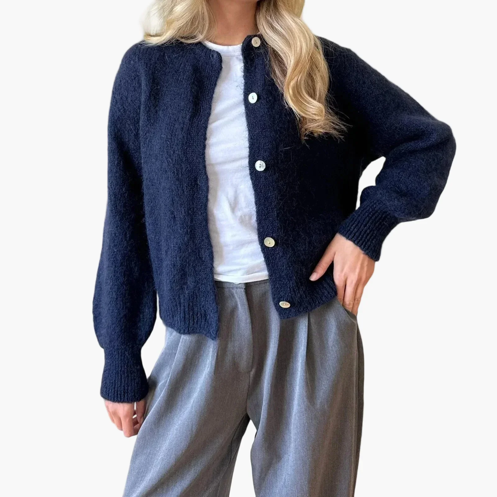 Damen Strickjacke im klassischen Stil – Bequemer Freizeit-Cardigan für den Alltag - Image 4