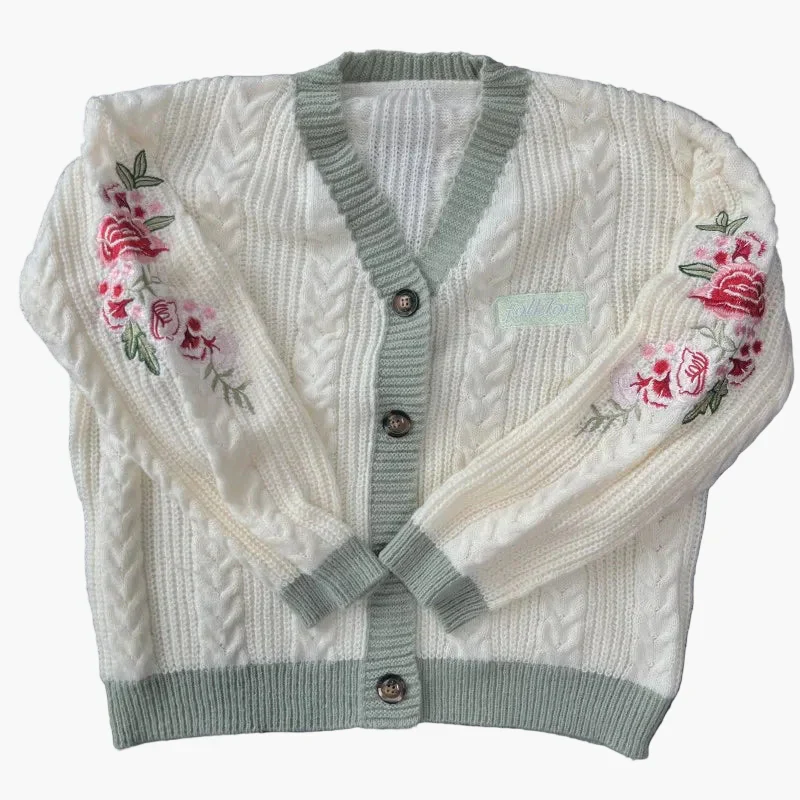 Damen Strickjacke im Vintage-Stil mit floraler Stickerei – Lässige Freizeitmode - Image 6
