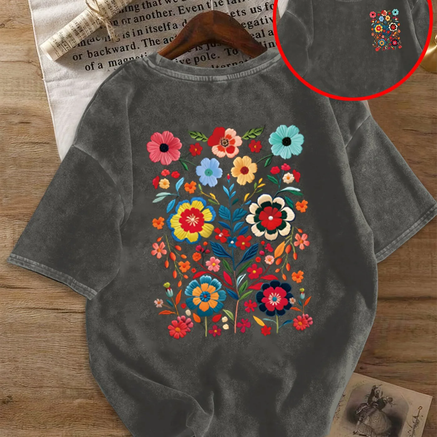 Damen T-Shirt mit buntem Blumen-Print im lässigen Style – Perfekt für Alltag und Freizeit - Image 8