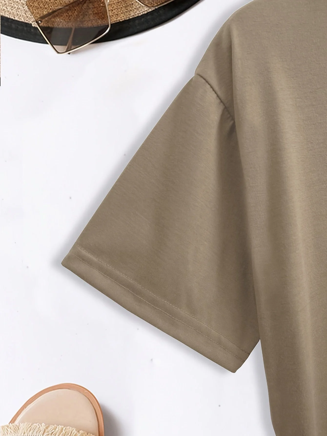Damen T-Shirt mit Schriftzug 'Perfectly Imperfect' – Lässiger Stil, Motivations-Design, Alltag & Freizeit - Image 11