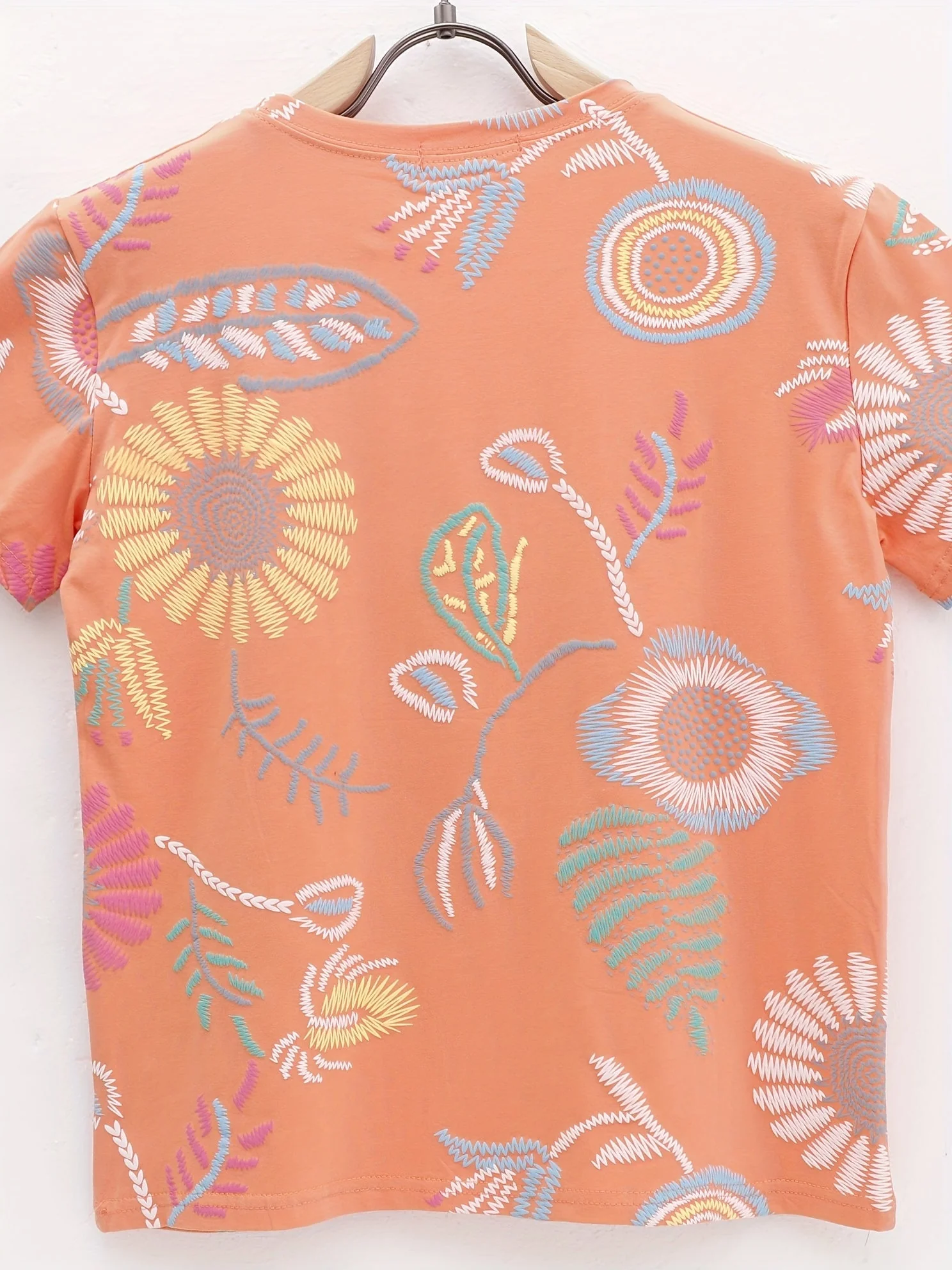 Damen T-Shirt mit Stickerei im Boho-Stil – Kurzarm, Sommer, Freizeit, modisch - Image 3