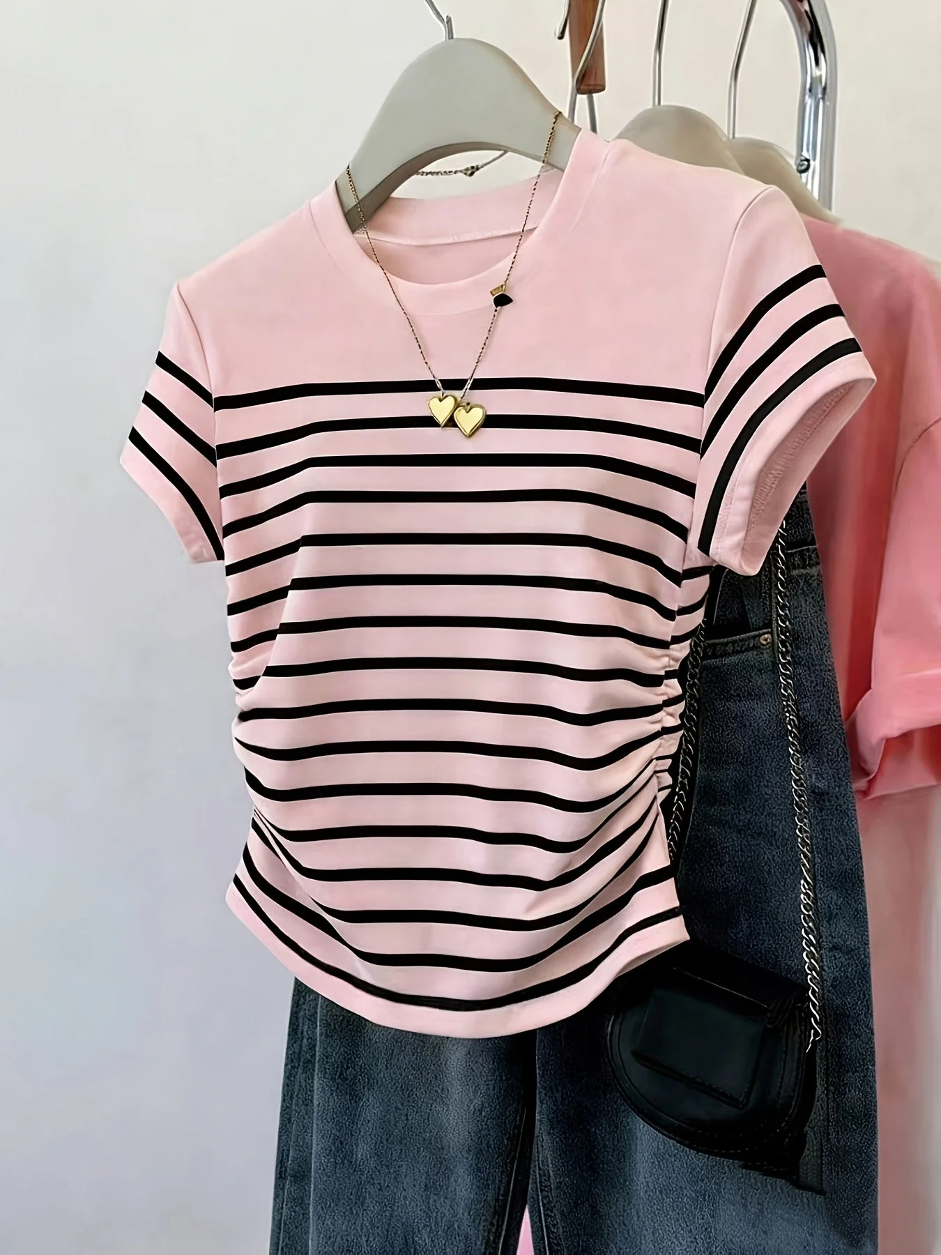Damen T-Shirt im Streifen-Design mit Raffung – Eleganter Freizeitstil für den Sommer - Image 7
