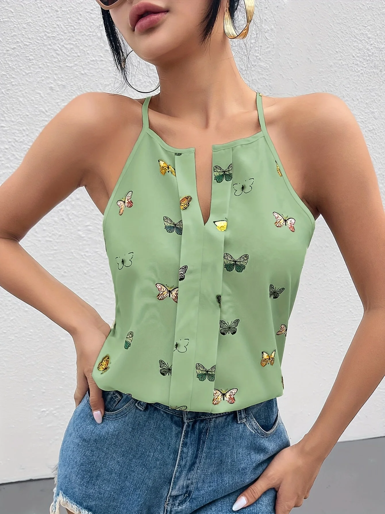 Damen Top mit Schmetterlings-Print und Spaghettiträgern – Elegantes Sommer-Oberteil für Freizeit und Alltag - Image 2