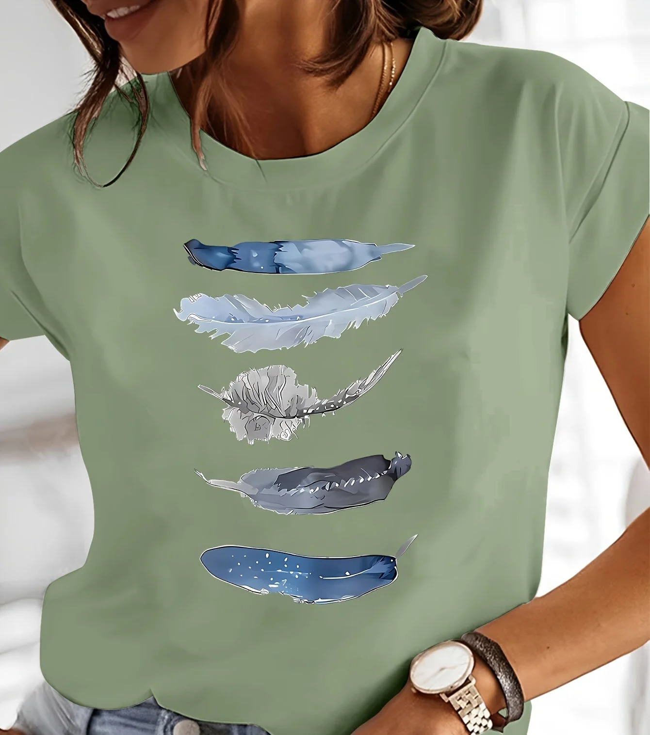 Damen T-Shirt mit künstlerischem Feder-Print, lässiges Design für Alltag und Freizeit - Image 6