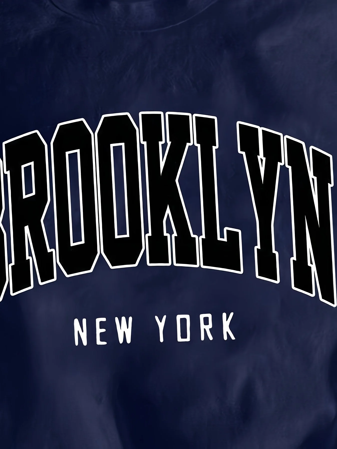 Damen Urban Streetwear T-Shirt „Brooklyn New York“ – Lässiger College-Stil für Freizeit und Alltag - Image 4