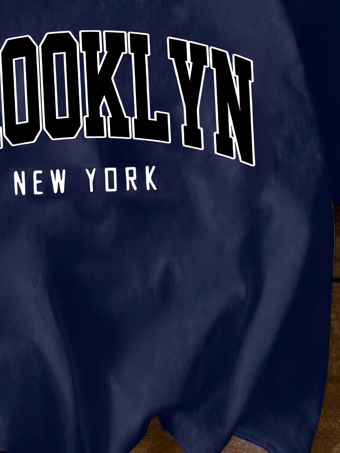 Damen Urban Streetwear T-Shirt „Brooklyn New York“ – Lässiger College-Stil für Freizeit und Alltag - Image 5