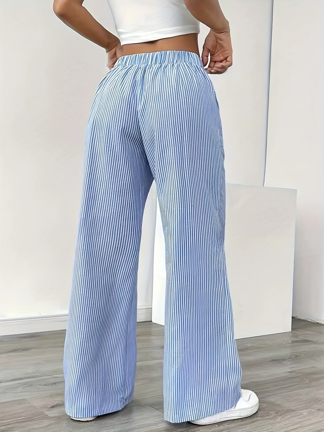 Damen Weitbeinige Freizeithose mit Streifen und Kordelzug – Lässige Streetwear für Alltag und Wochenende - Image 5
