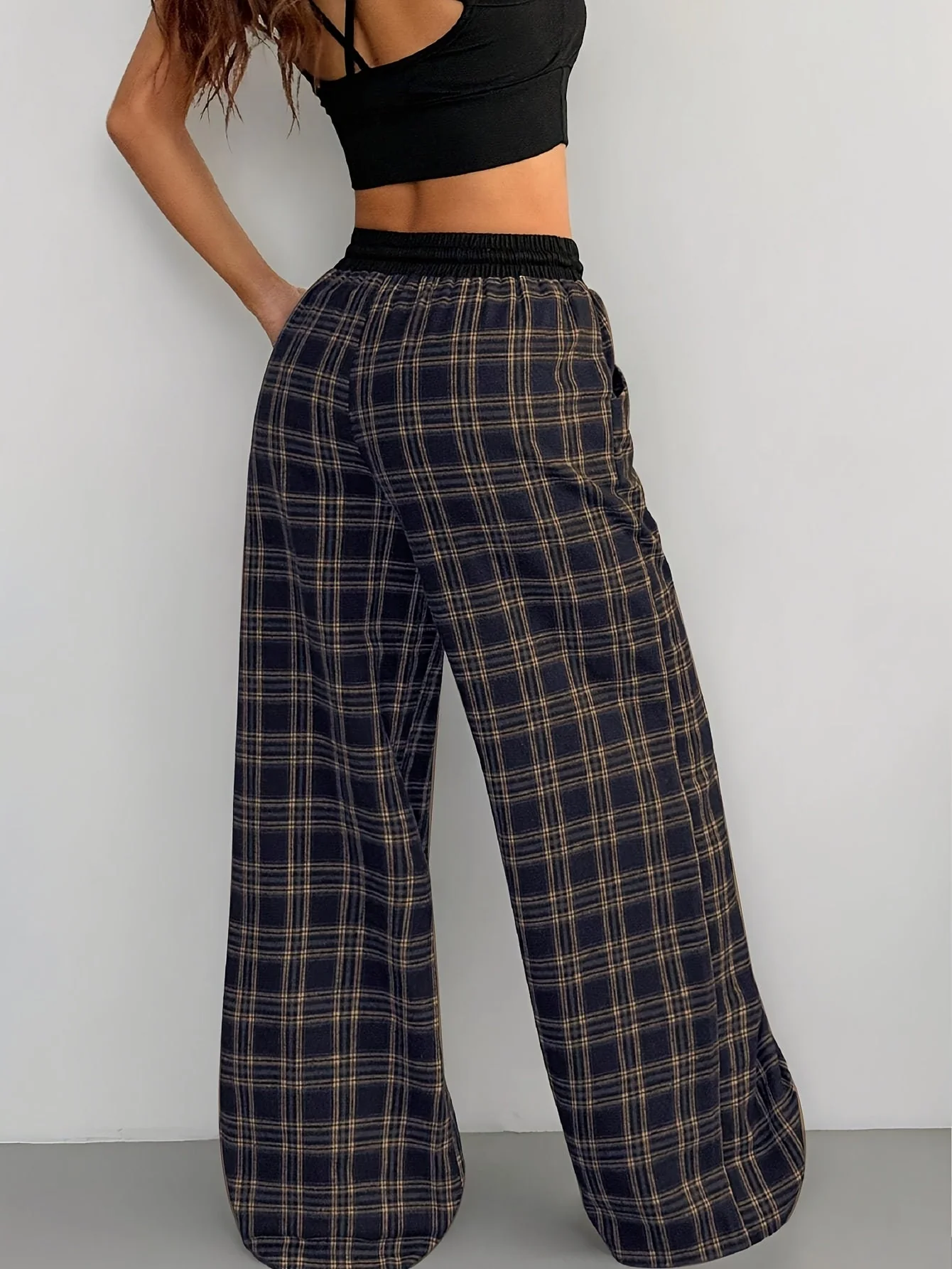 Damen Weitbeinige Karierte Freizeithose mit Kordelzug – Lässige Loungehose für Alltag und Wochenende - Image 7