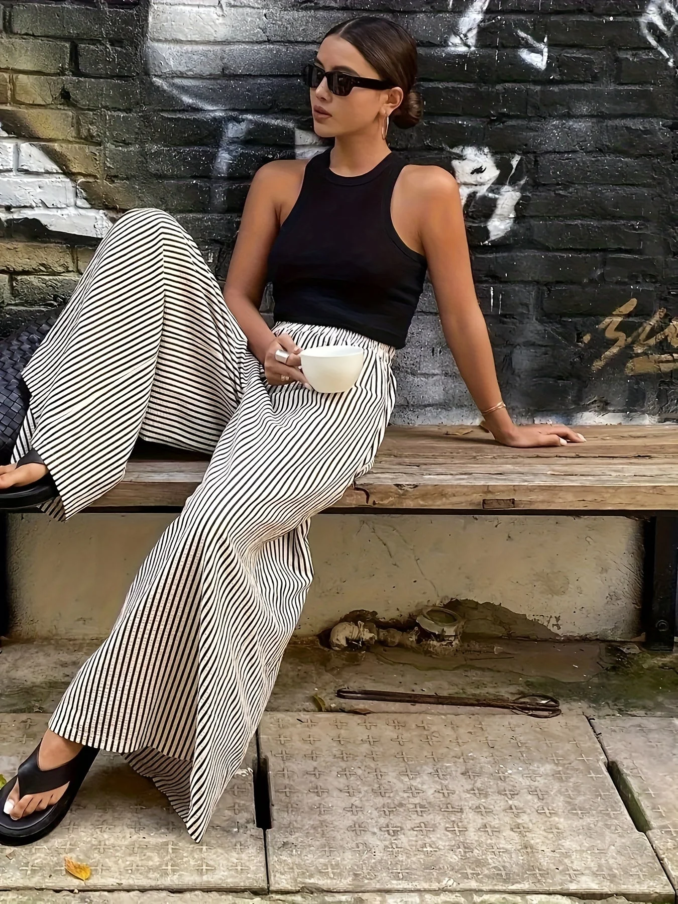 Damen Weite Streifenhose im eleganten Street-Style für Frühling und Sommer