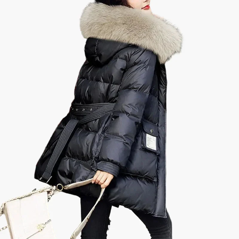 Damen Winter Steppmantel mit Kapuze und Fellkragen – Eleganter City-Look für kalte Tage - Image 2