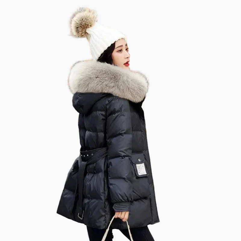 Damen Winter Steppmantel mit Kapuze und Fellkragen – Eleganter City-Look für kalte Tage - Image 4