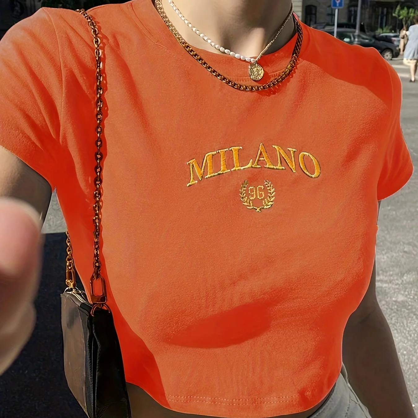 Damen Y2K Milano Crop Top T-Shirt mit Stickerei – Trendiges Sommer Streetwear - Image 14