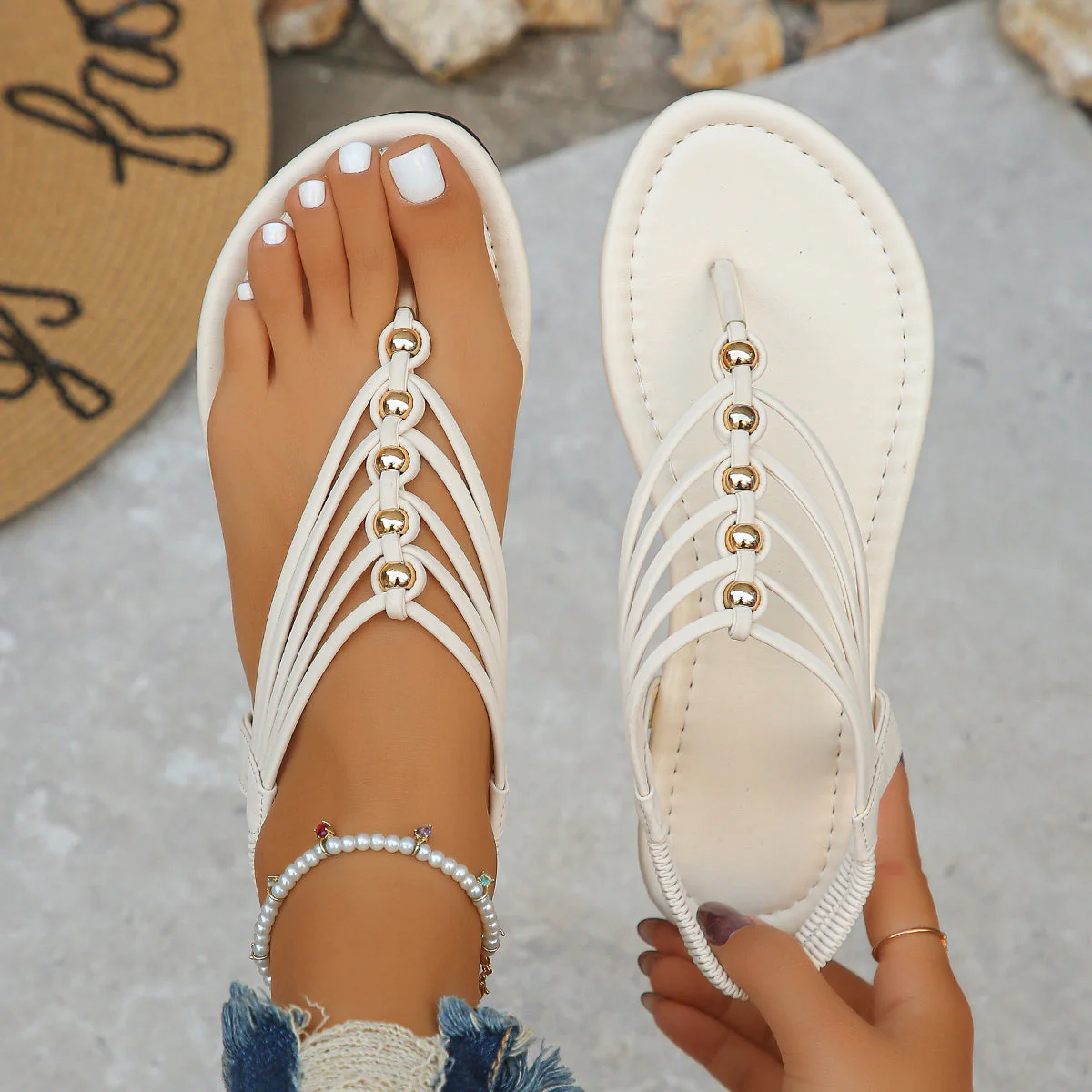 Damen Zehentrenner Sandalen mit Perlenverzierung – Modische Sommer-Slipper für Urlaub & Freizeit - Image 2