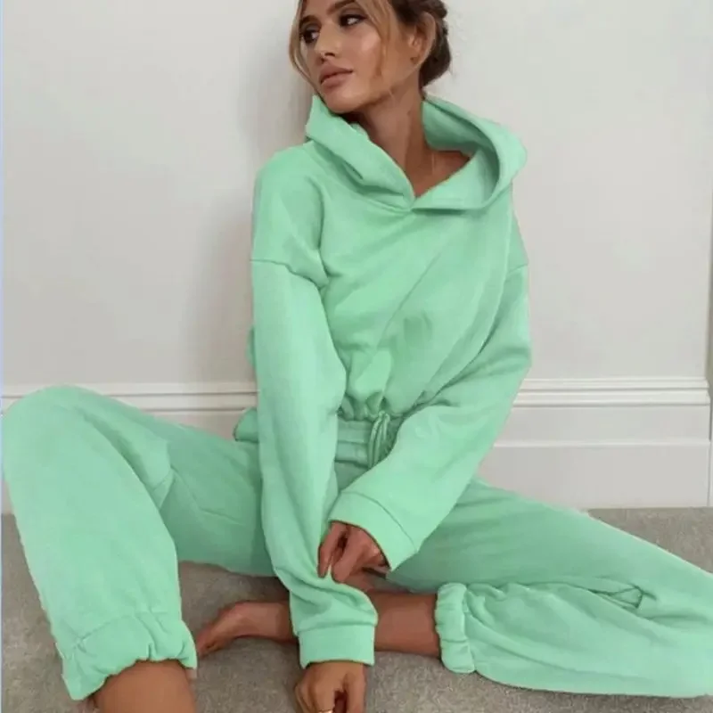 Damen Zweiteiler Lounge Set – Modischer Hoodie & Jogginghose für Freizeit und Alltag - Image 12