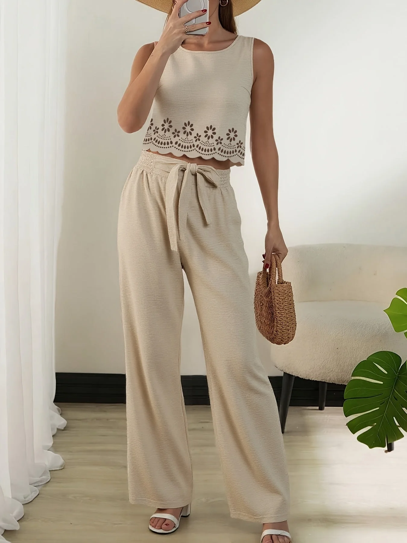 Damen Zweiteiler Set Elegant – Ärmelloses Crop Top mit Lochstickerei und Weite Hose, Perfekt für Frühling und Sommer - Image 2