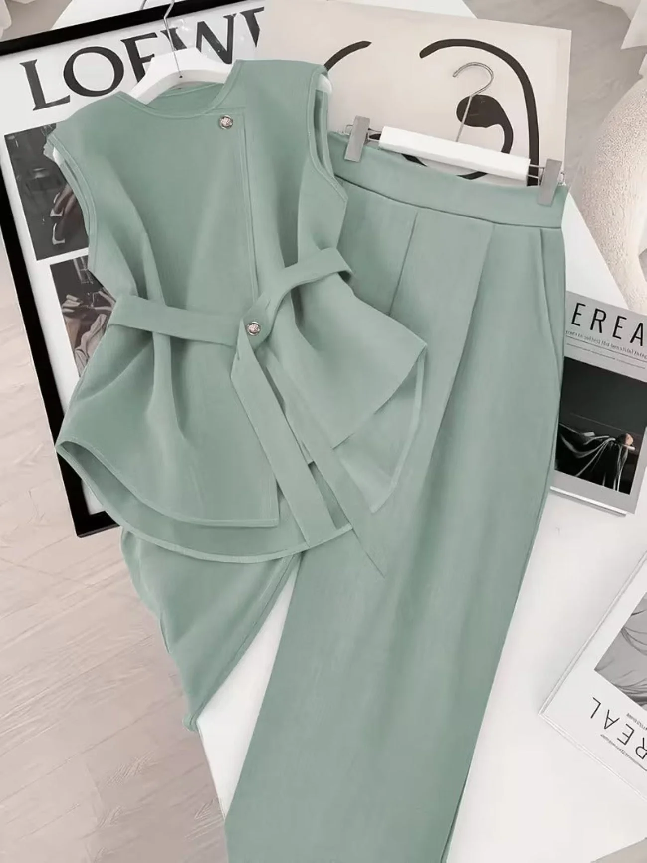 Damen Zweiteiler Set – Elegantes Business Outfit mit Wickeloberteil und weiter Hose – Modernes Büro & Anlass Ensemble - Image 8