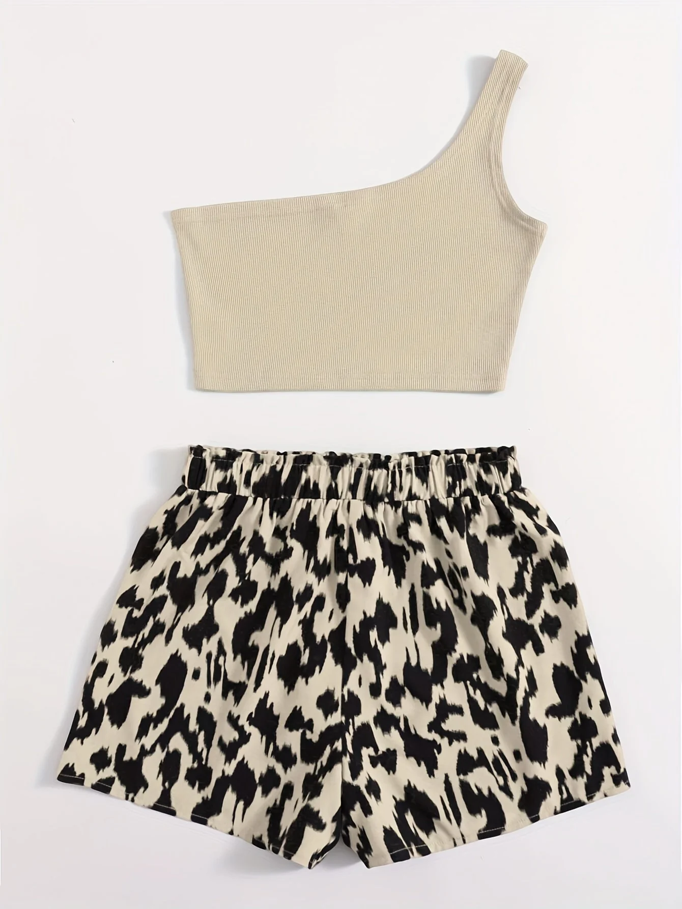Damen Zweiteiler Set mit One-Shoulder Top und Animal Print Shorts – Elegantes Sommer Outfit - Image 2