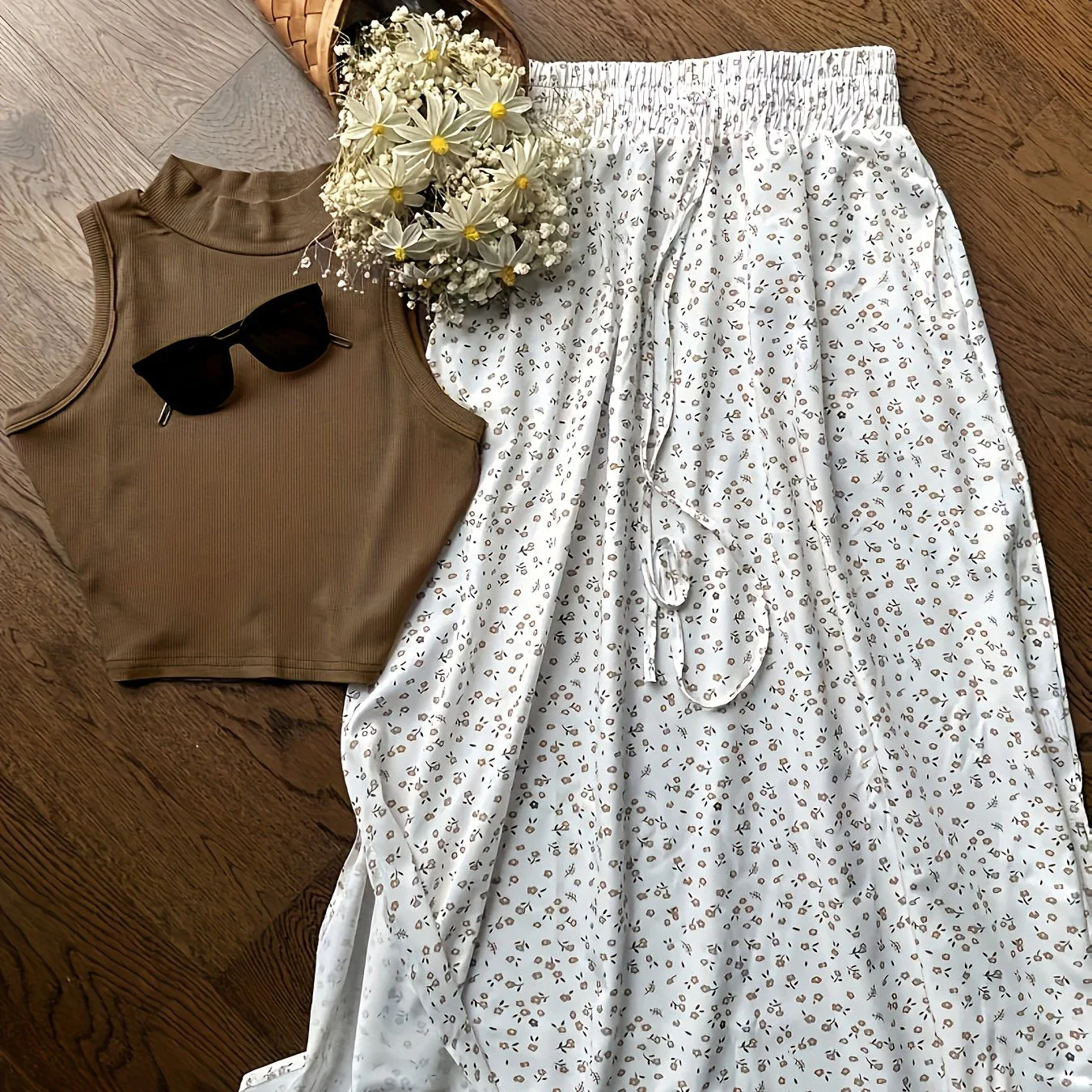 Damen Zweiteiliges Set – Ärmelloses Oberteil mit Stehkragen und Blumenrock – Modischer Freizeit-Look - Image 6