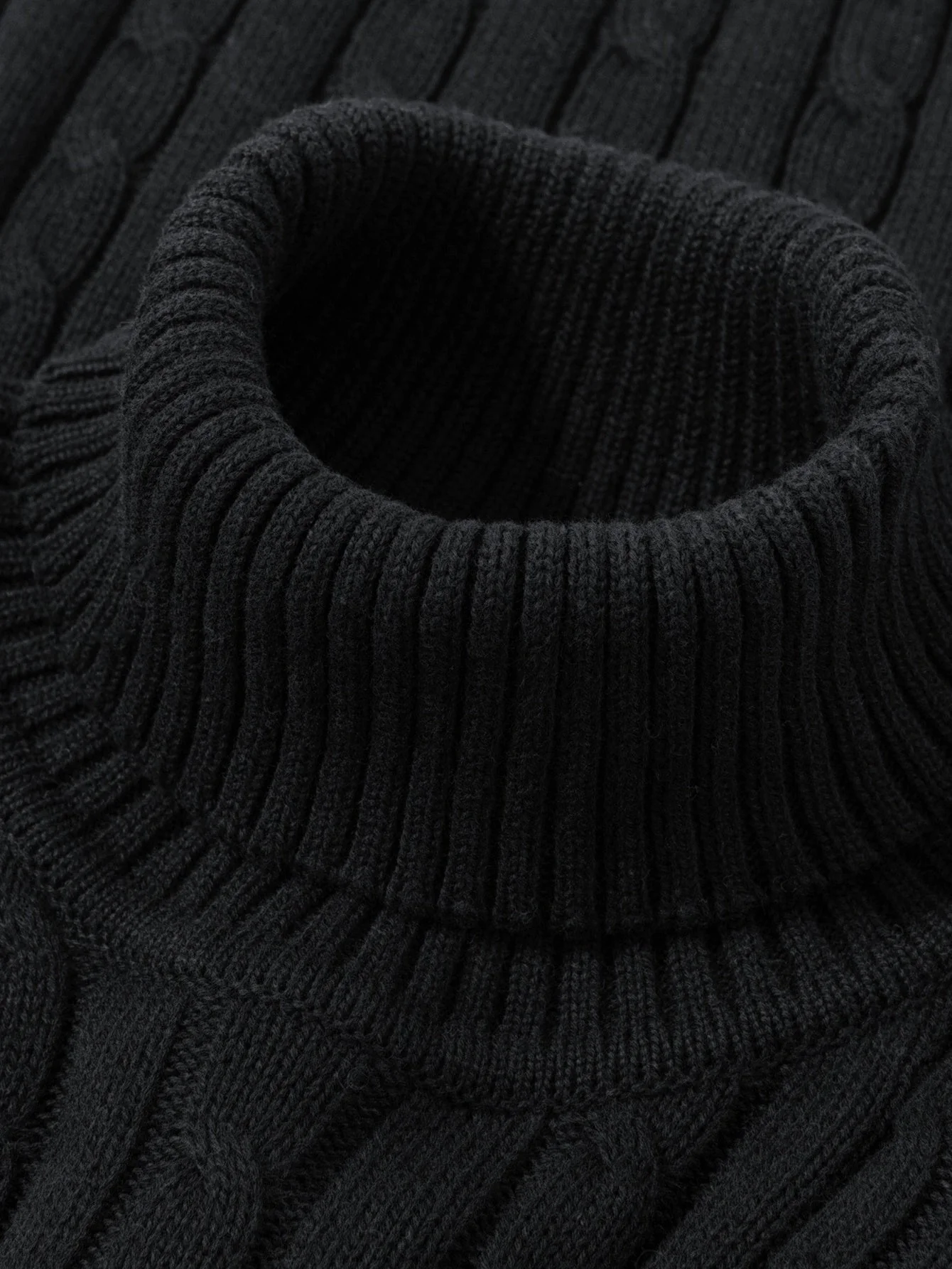 Herren Rollkragenpullover im Zopfmuster – Stilvoller Strickpullover für Alltag & Freizeit - Image 8
