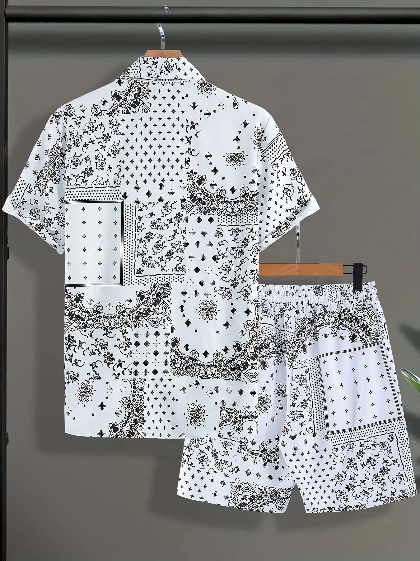 Herren Sommer Freizeit Set – Kurzarm Hemd und Shorts mit Paisley-Muster, Perfekt für Alltag & Urlaub - Image 6