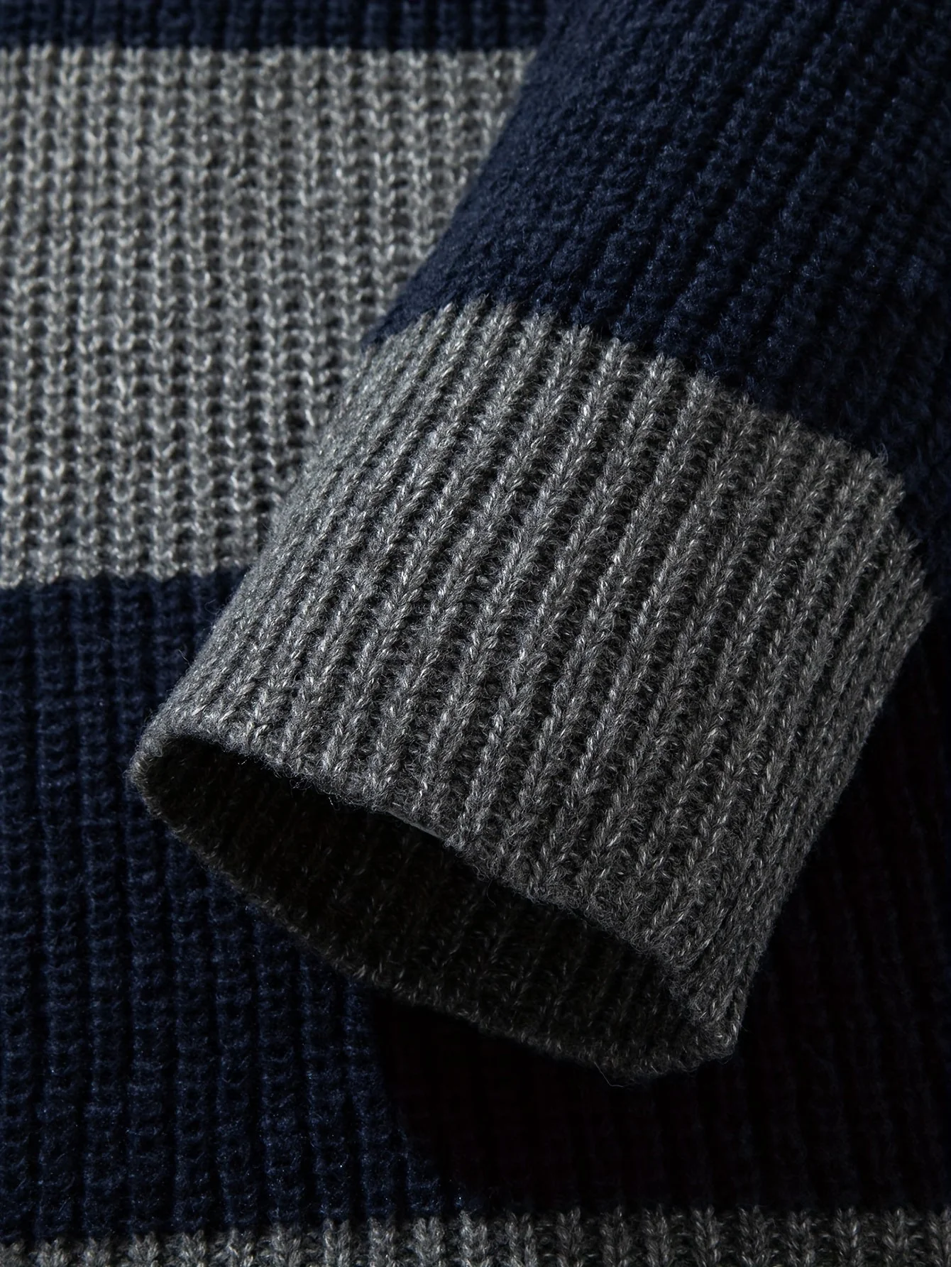 Herren Strickpullover mit breiten Streifen – Lässiger Oversize Look für Herbst und Winter - Image 10